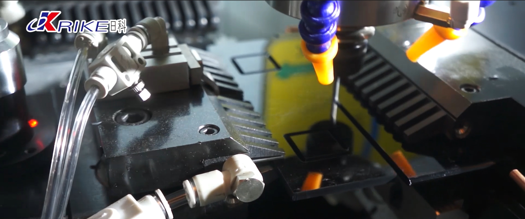 990E 开料开脾刨脾压鼻梁机